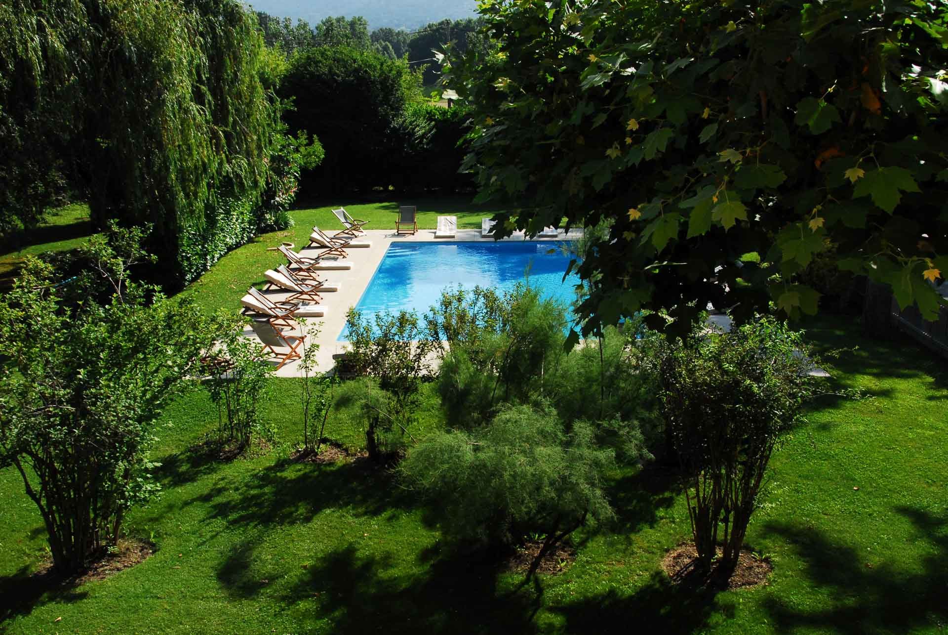 Le Mas des grès, terrasse piscine